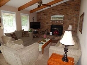 House, 5 Bedrooms (With Sofa Bed)