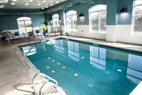 Country Inn & Suites by Radisson, Harrisburg West Mechanicsburg
