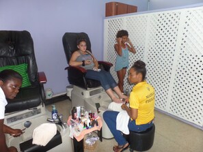 Massage/treatment rooms, manicures and pedicures