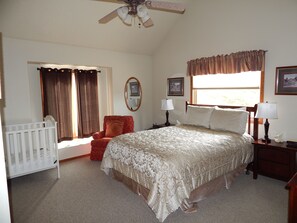 House, 6 Bedrooms (with Sofa Bed) | 6 bedrooms, desk, cots/infant beds, free WiFi