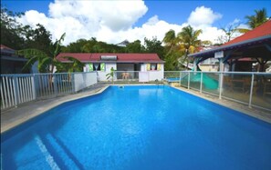 Reception - La Berceuse Creole (Sainte-Anne)