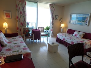 WiFi, bed sheets - Daydream Beach at Montego Bay Club (Montego Bay)