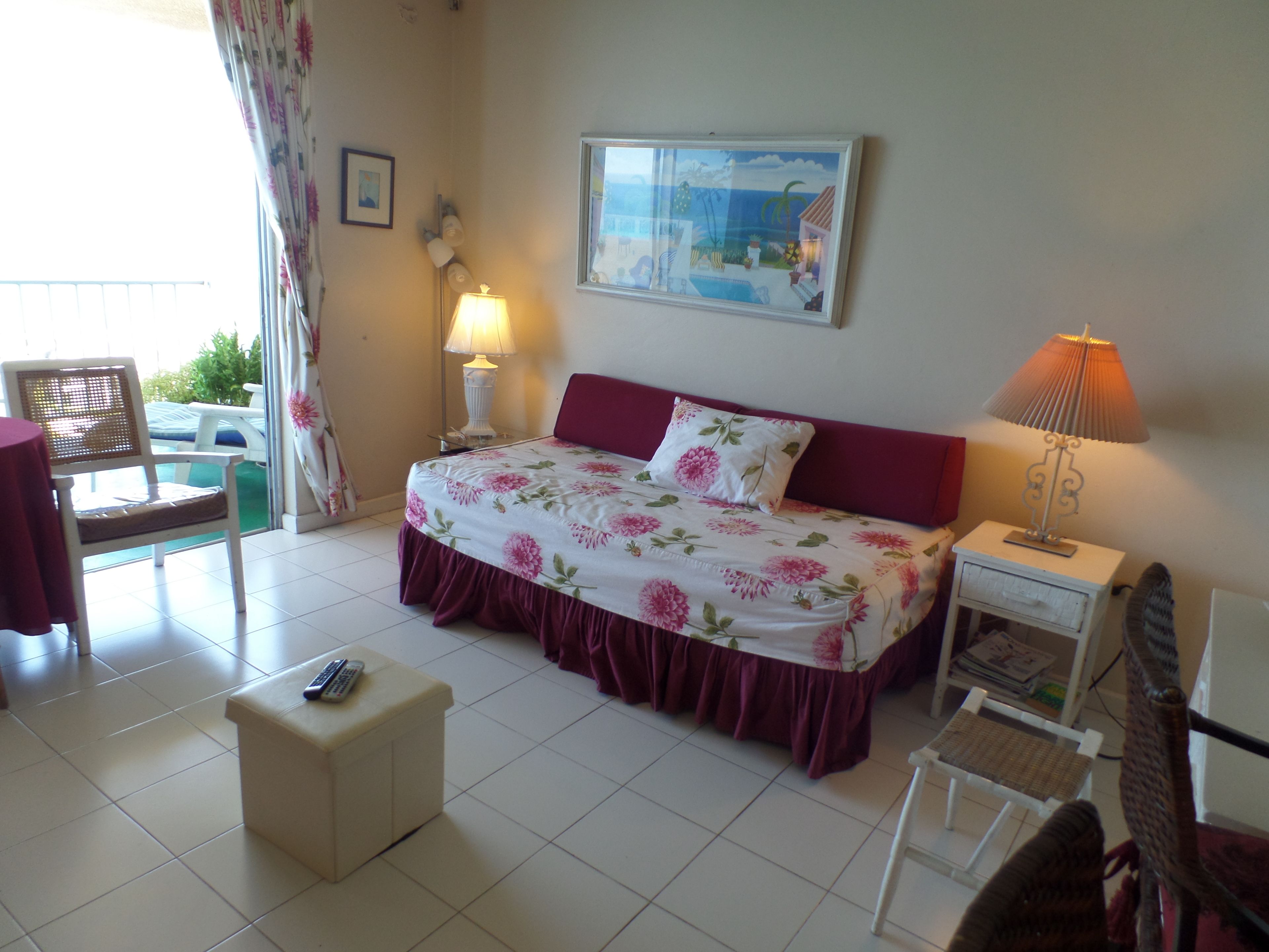 studio | wifi, bed sheets