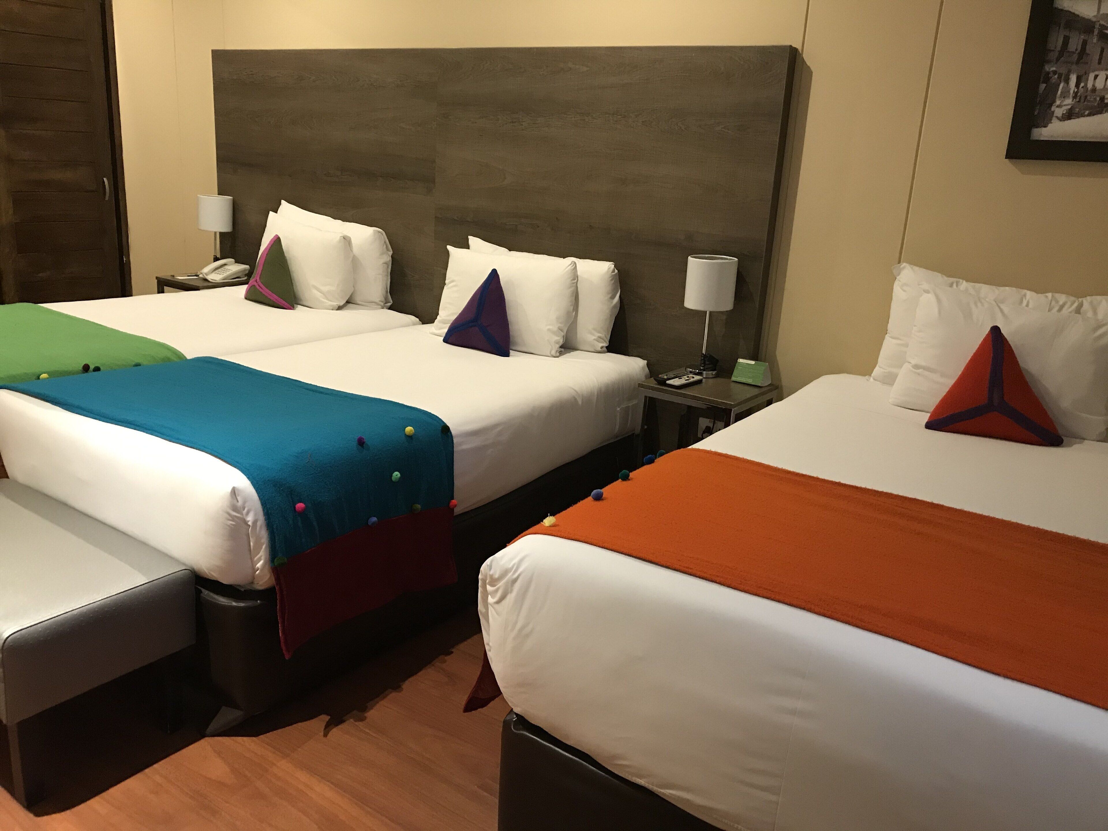 traditional triple room, 3 single beds | 1 bedroom, hypo-allergenic bedding, desk, laptop workspace