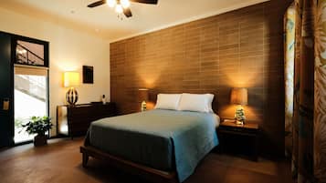 Deluxe Room, 1 Queen Bed | Premium bedding, pillowtop beds, individually decorated