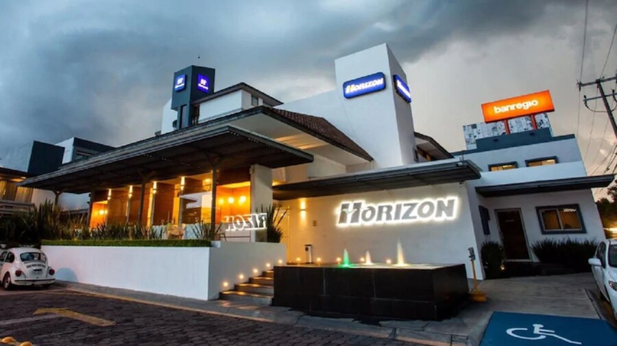 Hotel Horizon and Convention Center