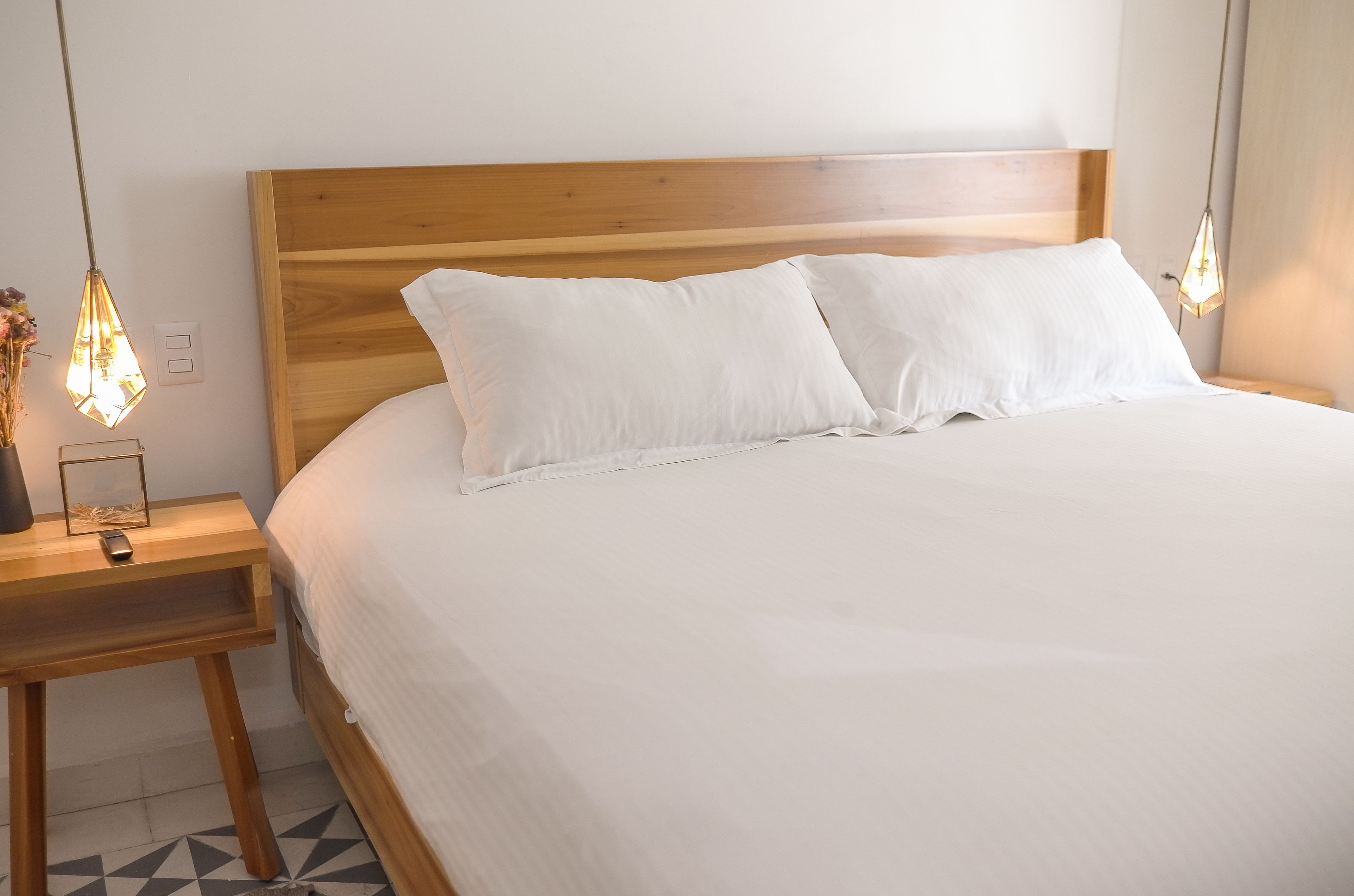 junior room | 1 bedroom, in-room safe, soundproofing, free wifi