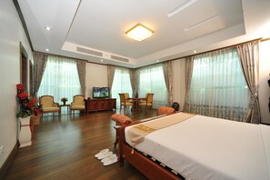 Luxury Suite