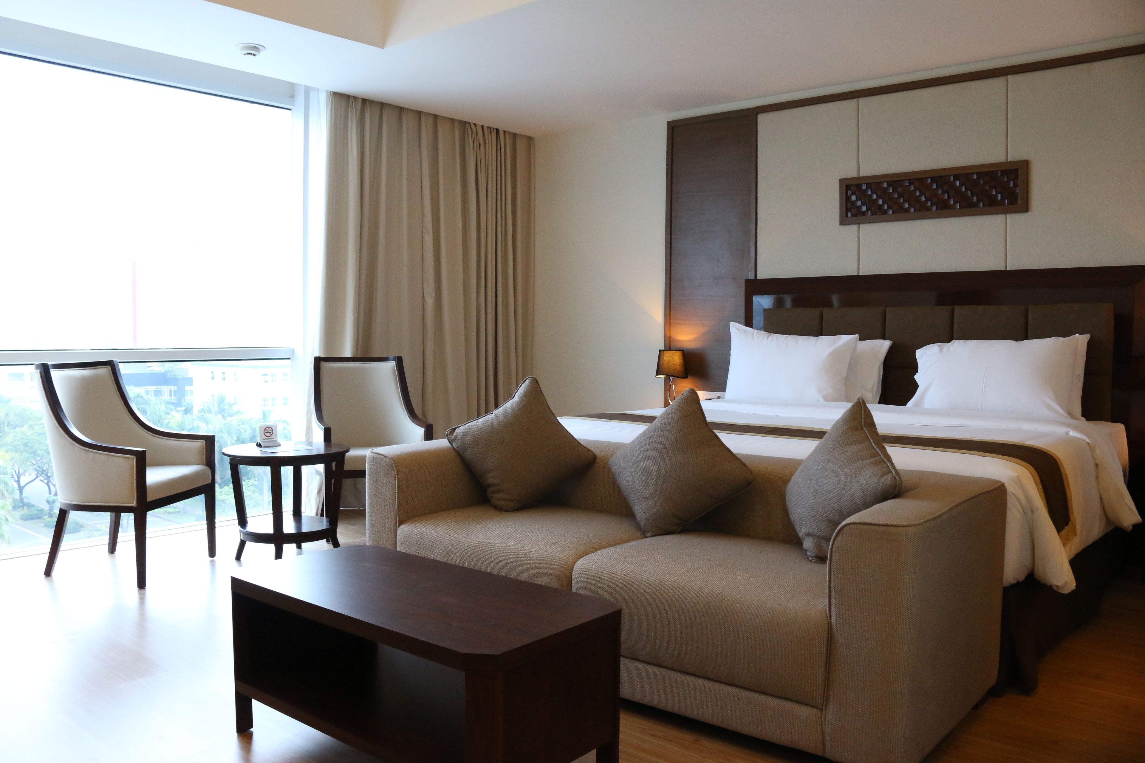 Minibar, in-room safe, desk, blackout curtains