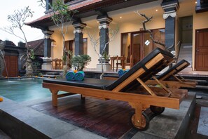 Sundeck