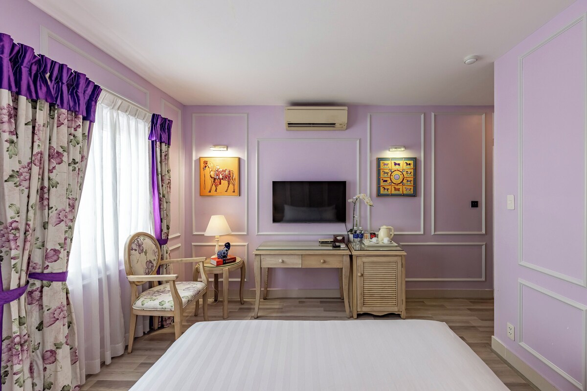 Habitación Deluxe doble | Ropa de cama de alta calidad, edredones de plumas, minibar y caja fuerte