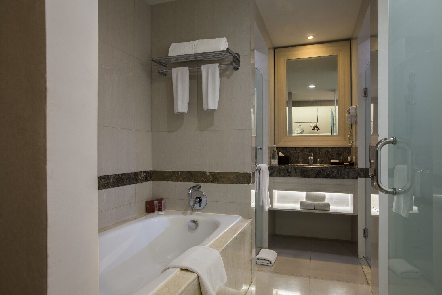 premier room | bathroom | free toiletries, hair dryer, slippers, towels