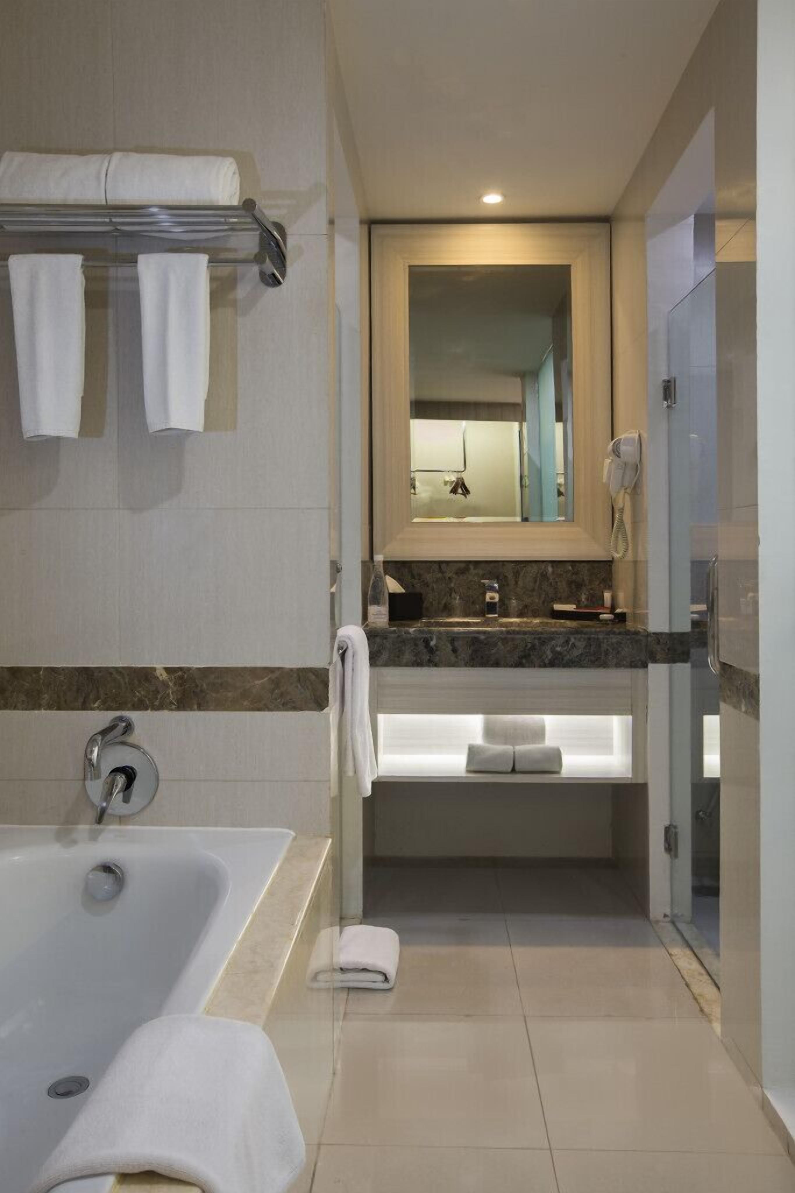premier room | bathroom | free toiletries, hair dryer, slippers, towels
