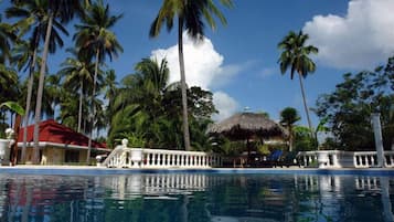 Outdoor pool, pool loungers