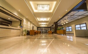 ロビーラウンジ