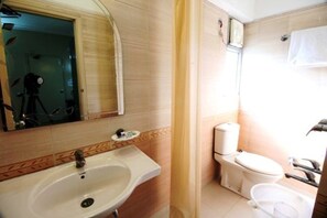 Superior Double or Twin Room | Bathroom | Designer toiletries, hair dryer, towels