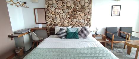 Deluxe Double Room, Bathtub, Sea View | Minibar, desk, blackout drapes, soundproofing