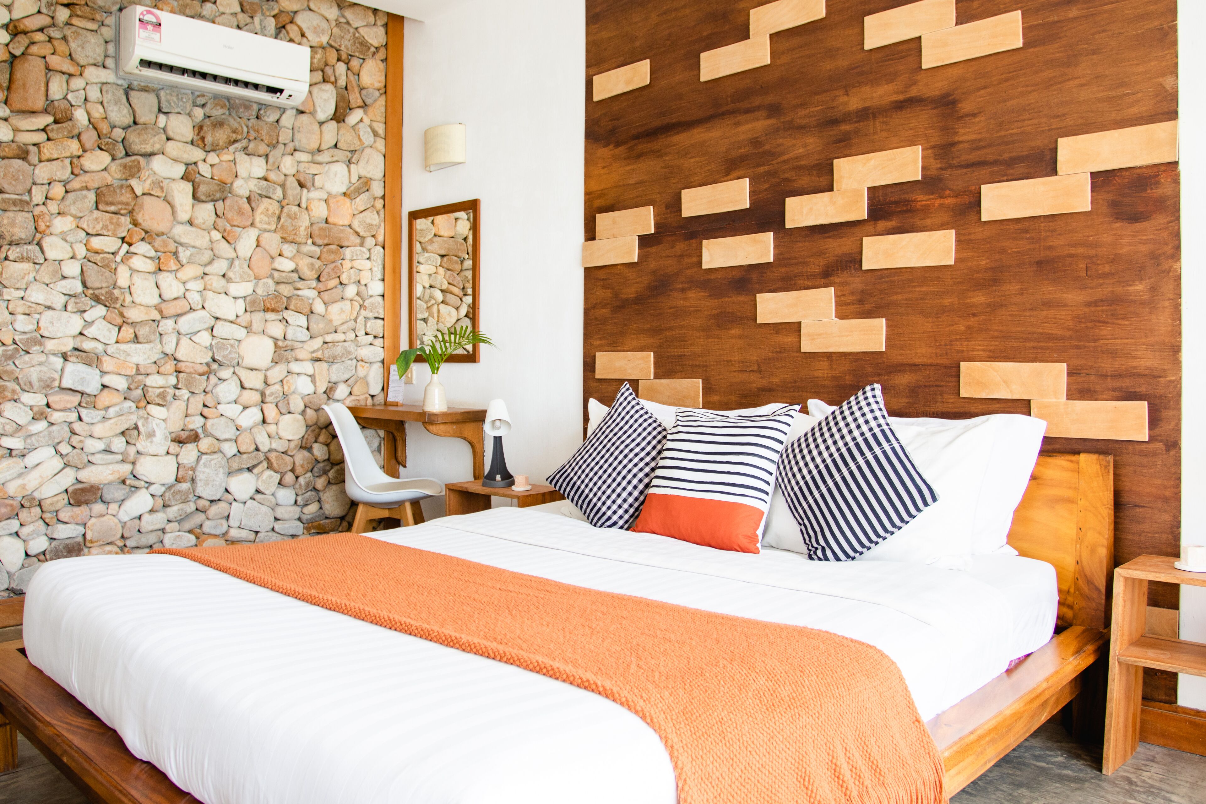 superior double room, balcony, sea view | 1 bedroom, minibar, desk, blackout curtains