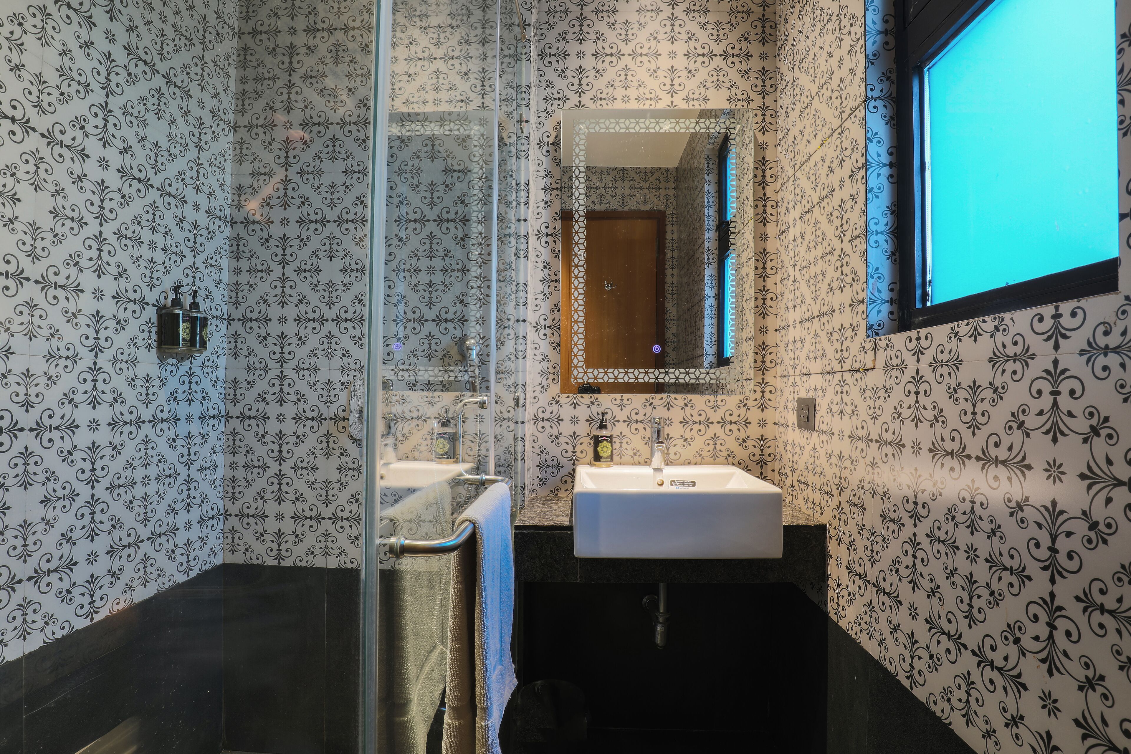 standard room | bathroom | shower, free toiletries, hair dryer, slippers