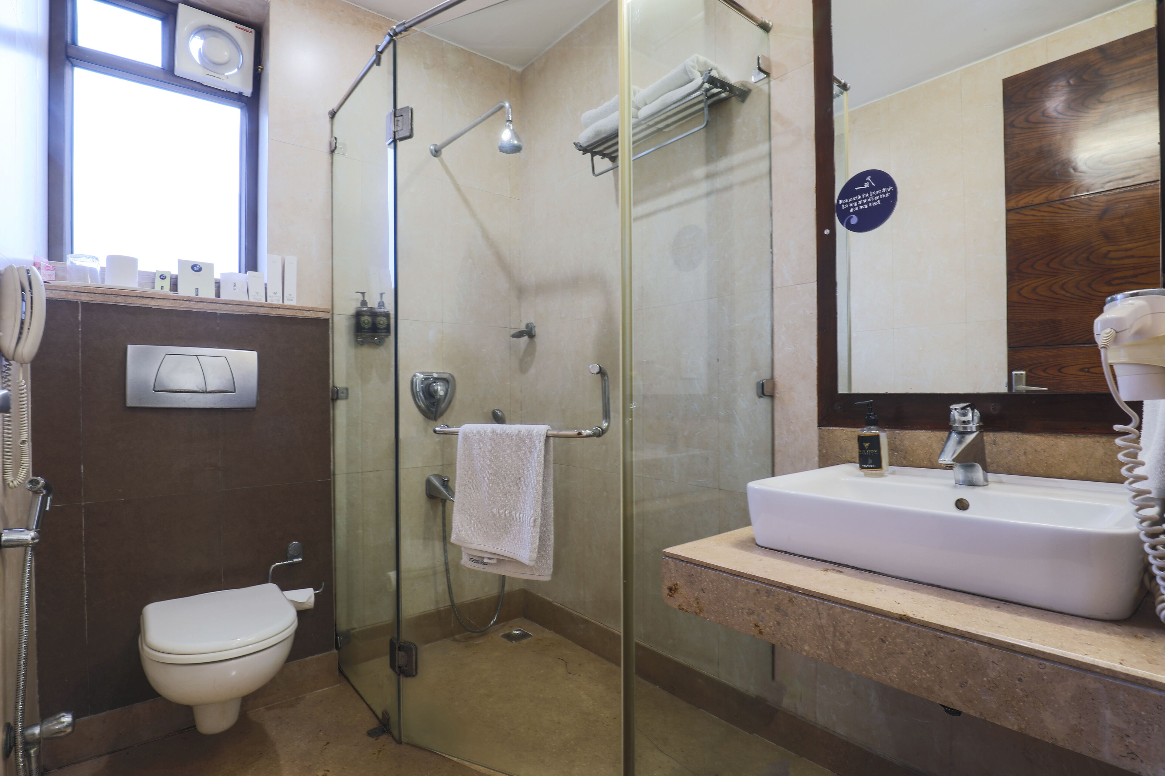 standard room | bathroom | shower, free toiletries, hair dryer, slippers