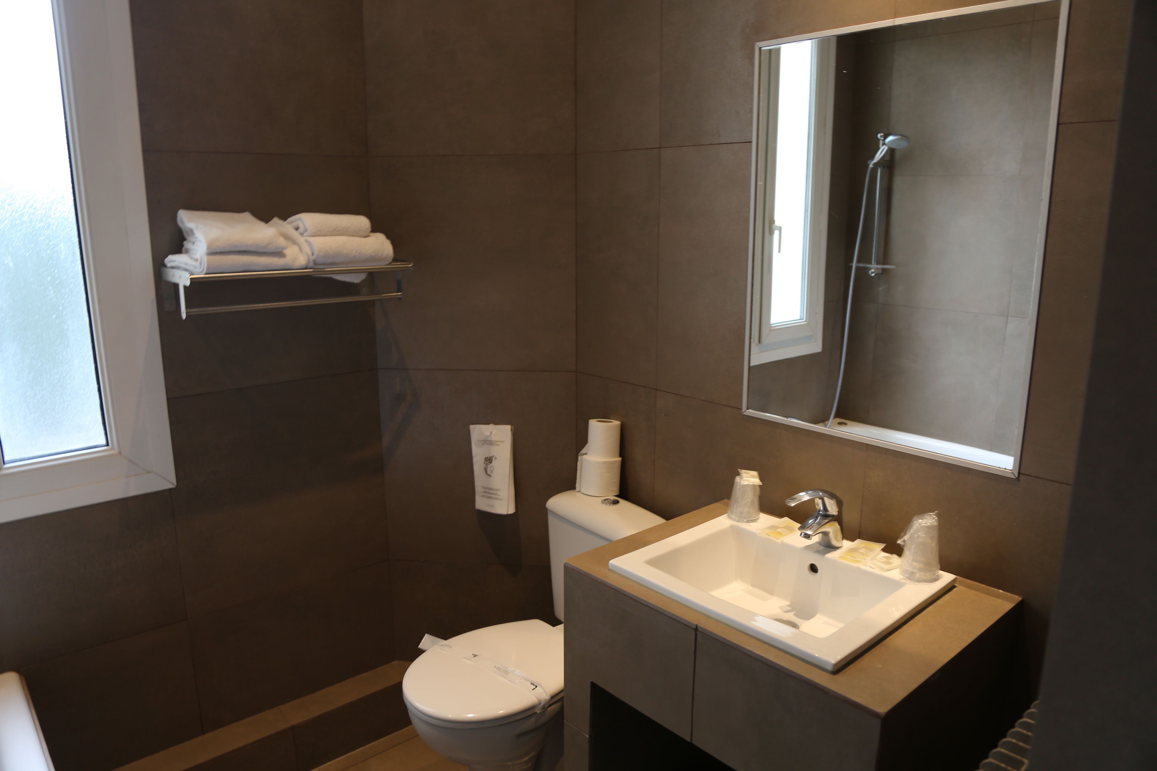 double room | bathroom | free toiletries, hair dryer, towels