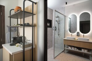 Deluxe Ocean View Bure | Premium bedding, in-room safe, desk, laptop workspace - Yatule Resort & Spa (Natadola)
