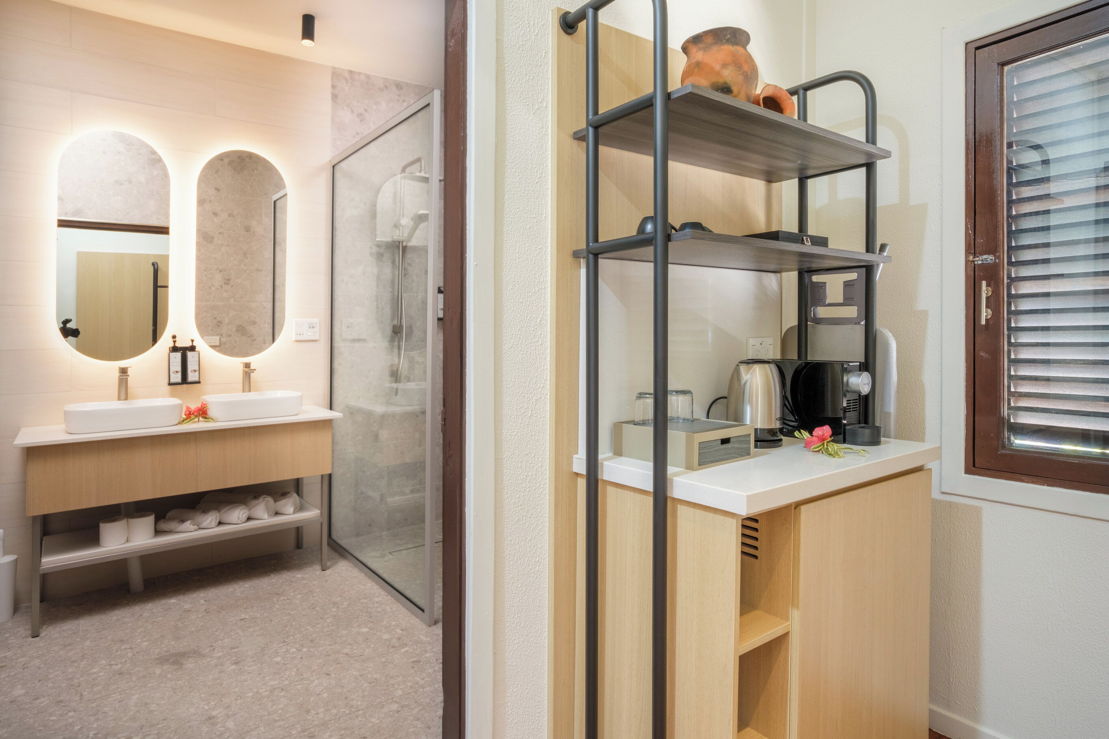 deluxe beachfront bure | 1 bedroom, premium bedding, in-room safe, desk