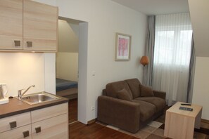 Living area - Prime 20 Serviced Apartments (Frankfurt)