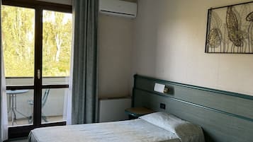 Caja de seguridad en la habitación, escritorio y wifi gratis