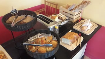 Daily buffet breakfast (EUR 12 per person)