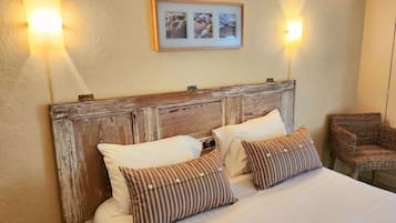 Bureau, Wi-Fi gratuit, draps fournis