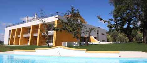 Piscina stagionale all'aperto