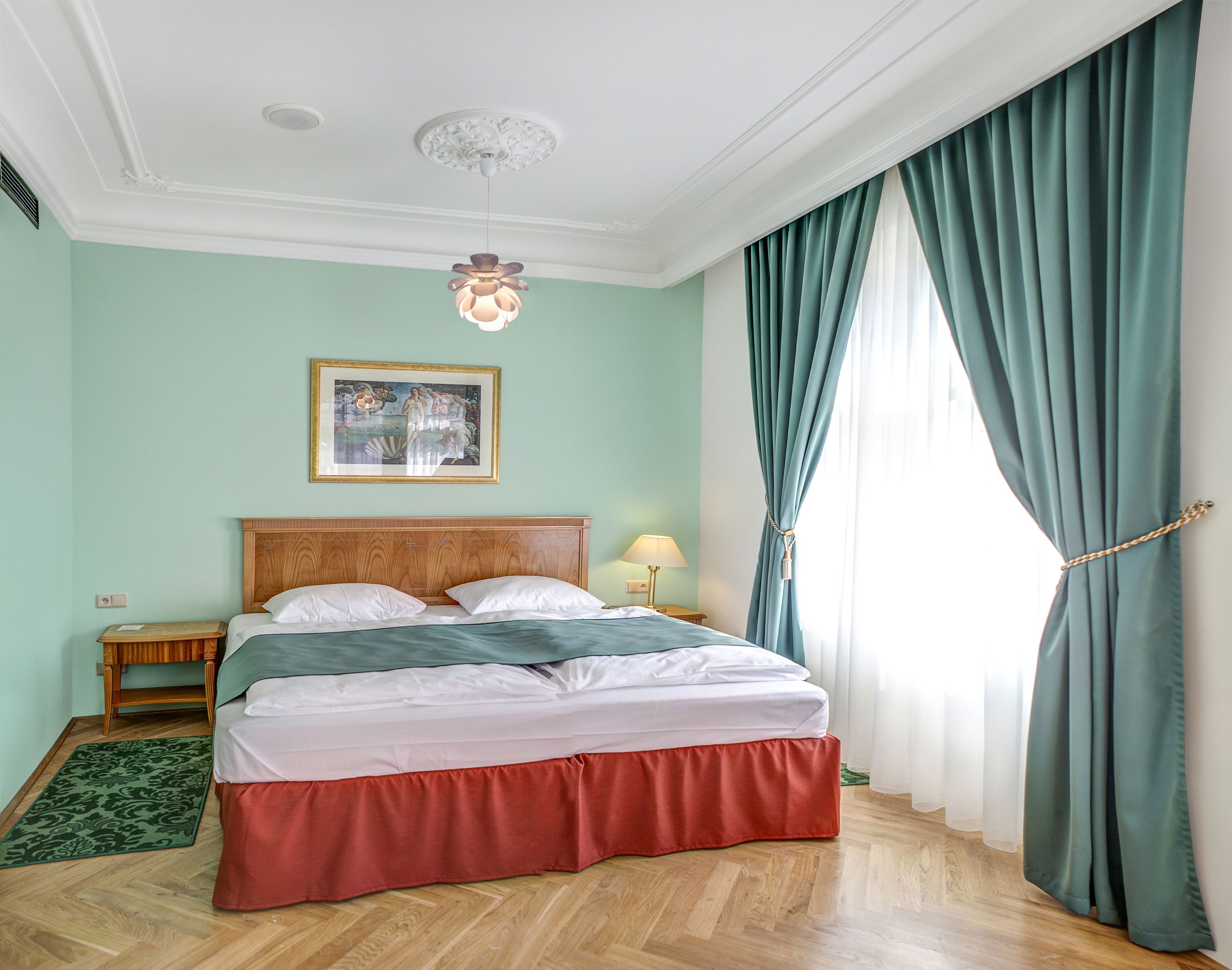 Superior-Doppelzimmer | Minibar, Zimmersafe, Schreibtisch, Bügeleisen/Bügelbrett