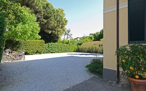 Self parking - Verdesolemare (Pietrasanta)