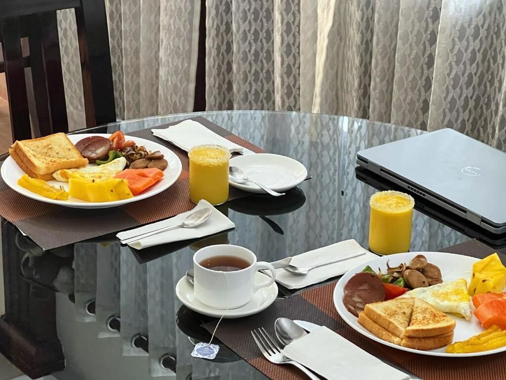 Buffet breakfast for a fee on weekends