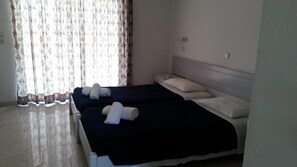Superior Studio | Iron/ironing board, free cots/infant beds, free WiFi