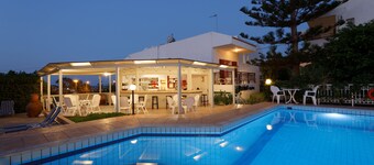 Remi Studios & Apartments