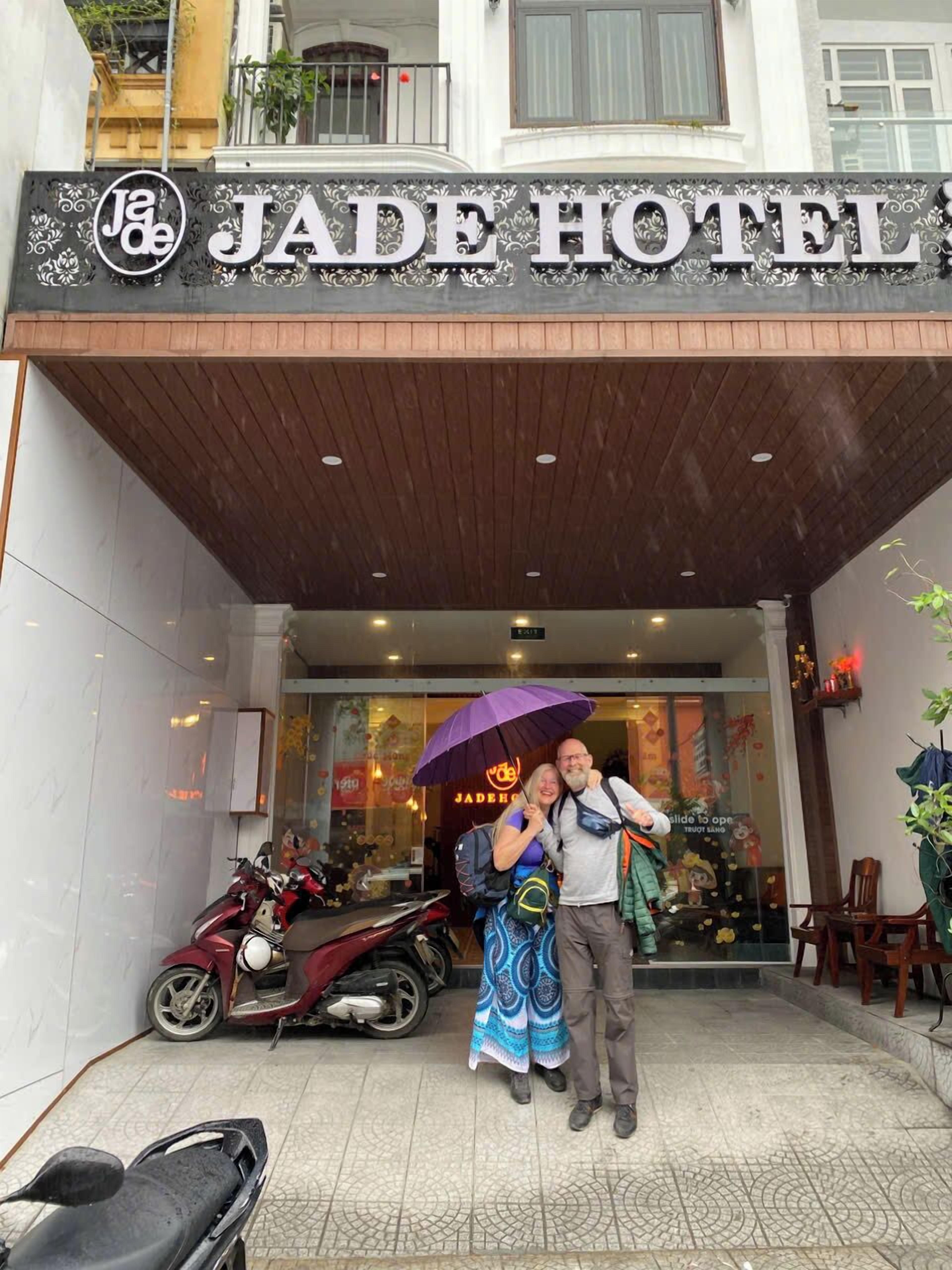 Vista frontal de la propiedad