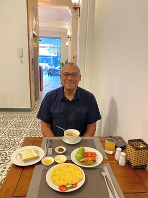 Daily local cuisine breakfast (VND 50000 per person)