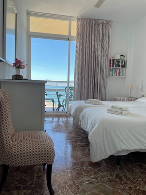 1 chambre, décoration personnalisée, ameublement personnalisé