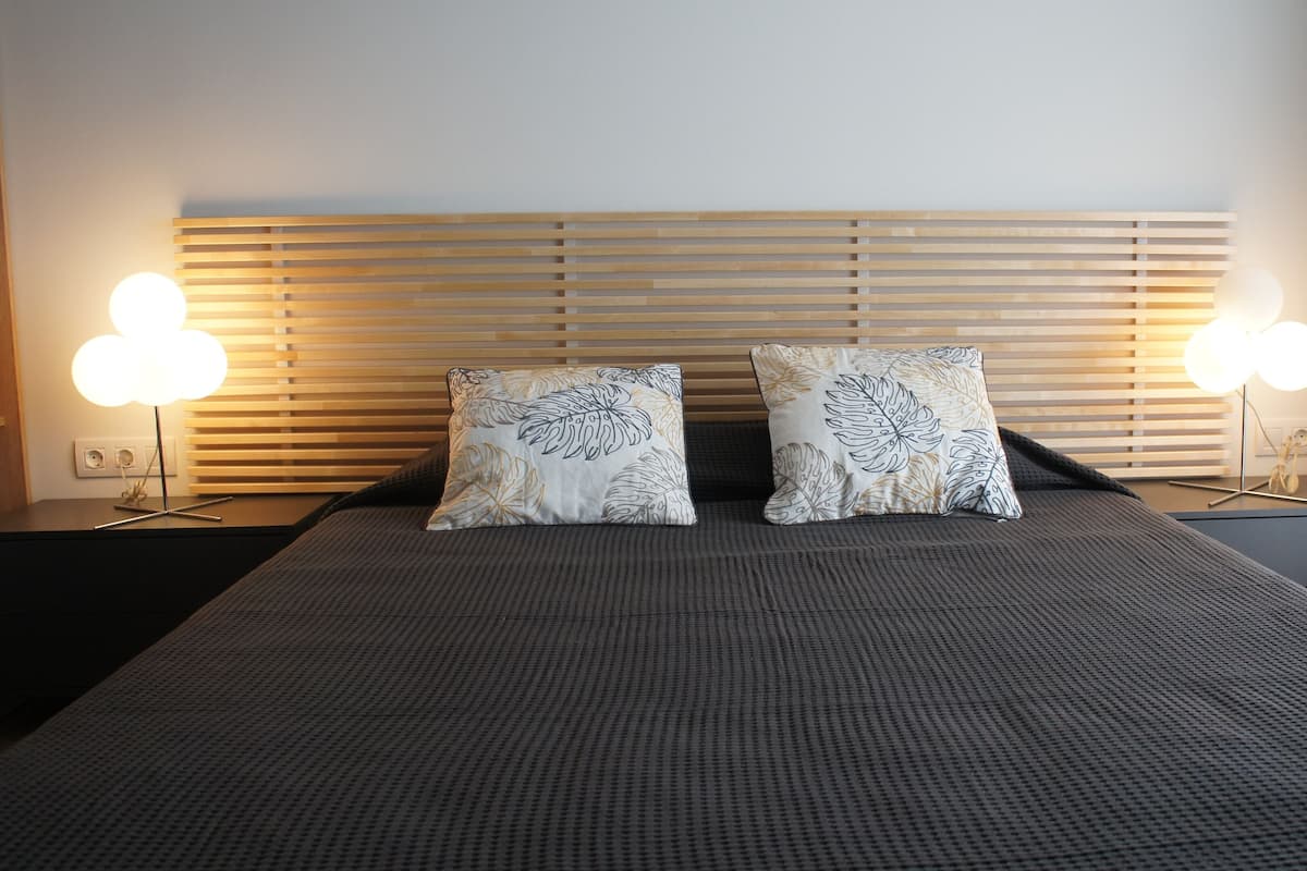 1 habitación, decoración personalizada y muebles diferentes