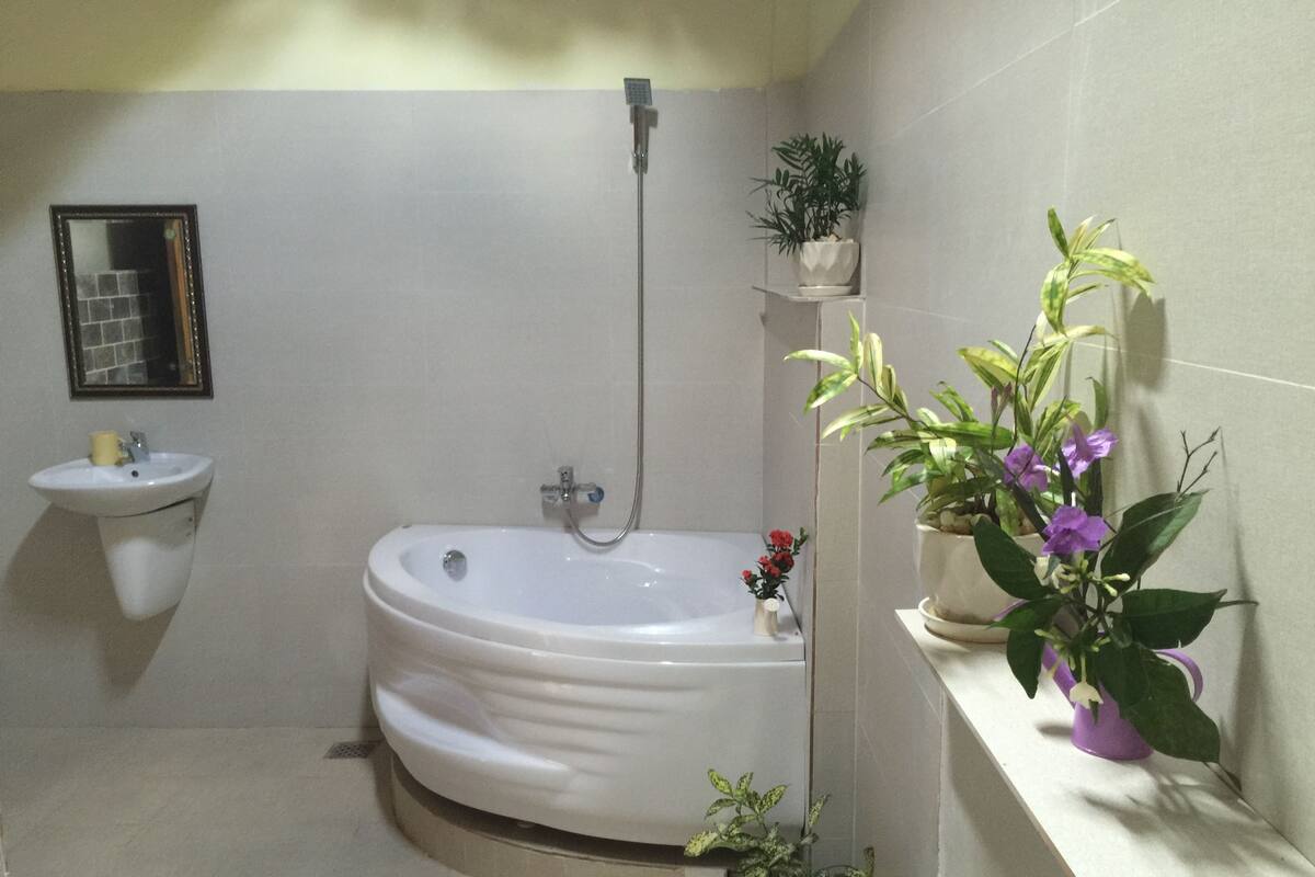 Deluxe Garden View Bungalow | Blackout curtains, free WiFi, individually decorated