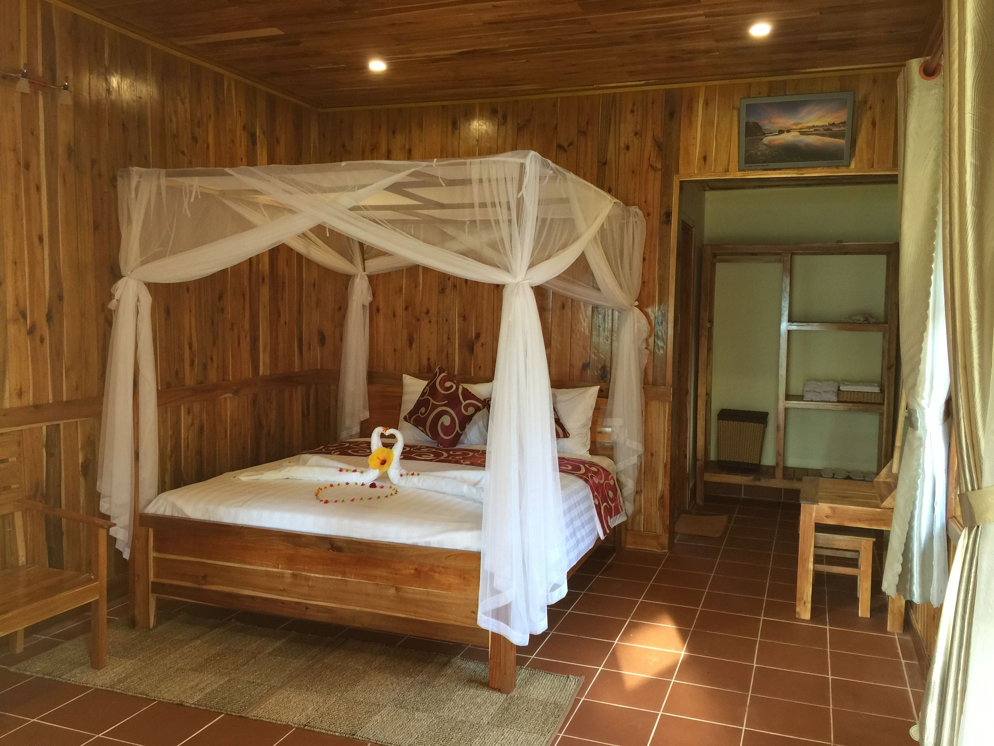 deluxe garden view bungalow | individually decorated, individually furnished, blackout curtains