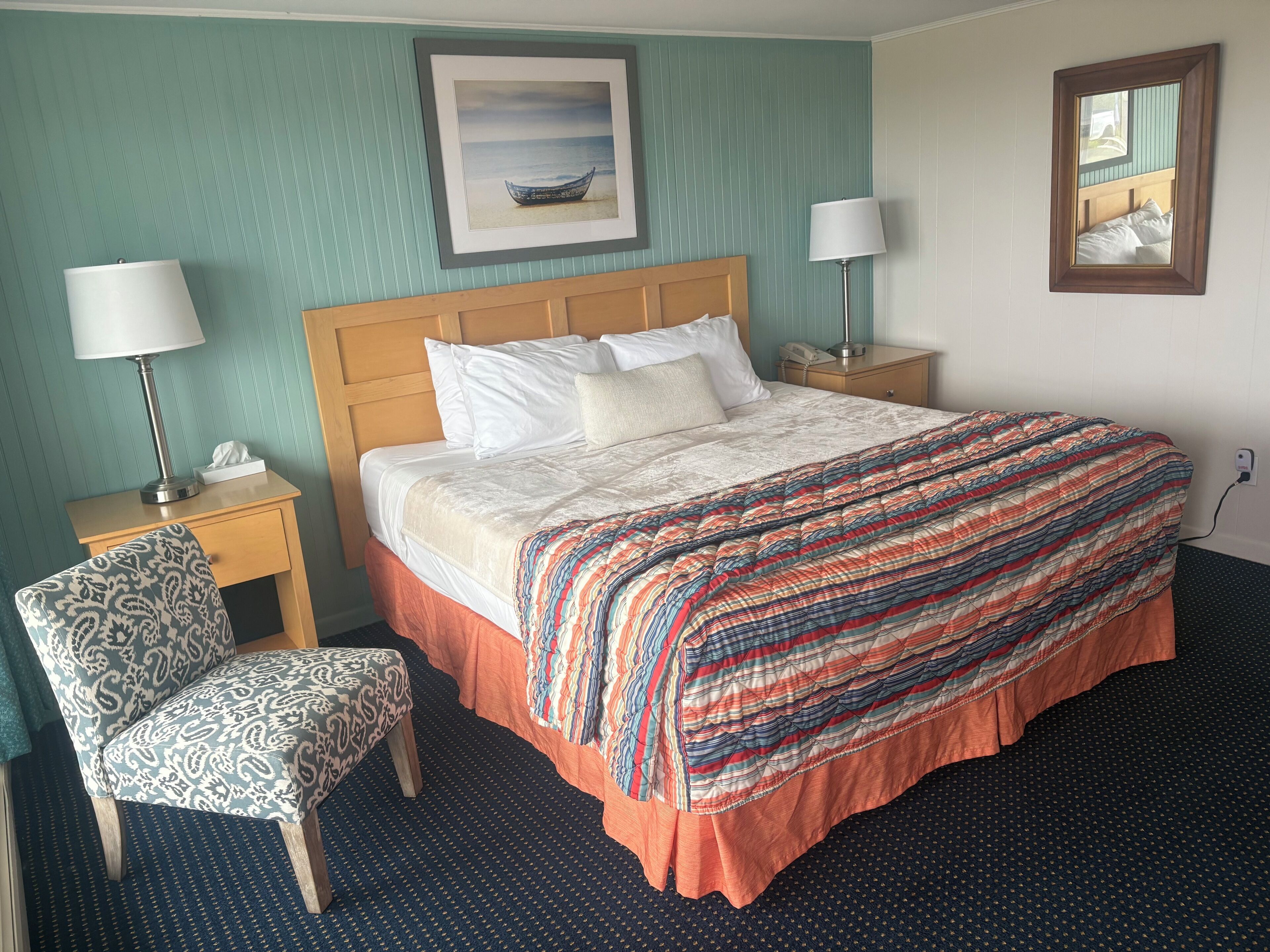 Standard Room, 1 King Bed | Premium bedding, pillow-top beds, blackout curtains, iron/ironing board