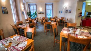 Restaurant - Hotel Adler (Prague)
