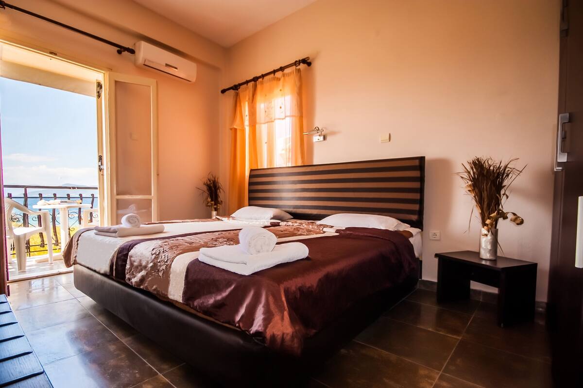 double room, sea view | in-room safe, desk, soundproofing, iron/ironing board