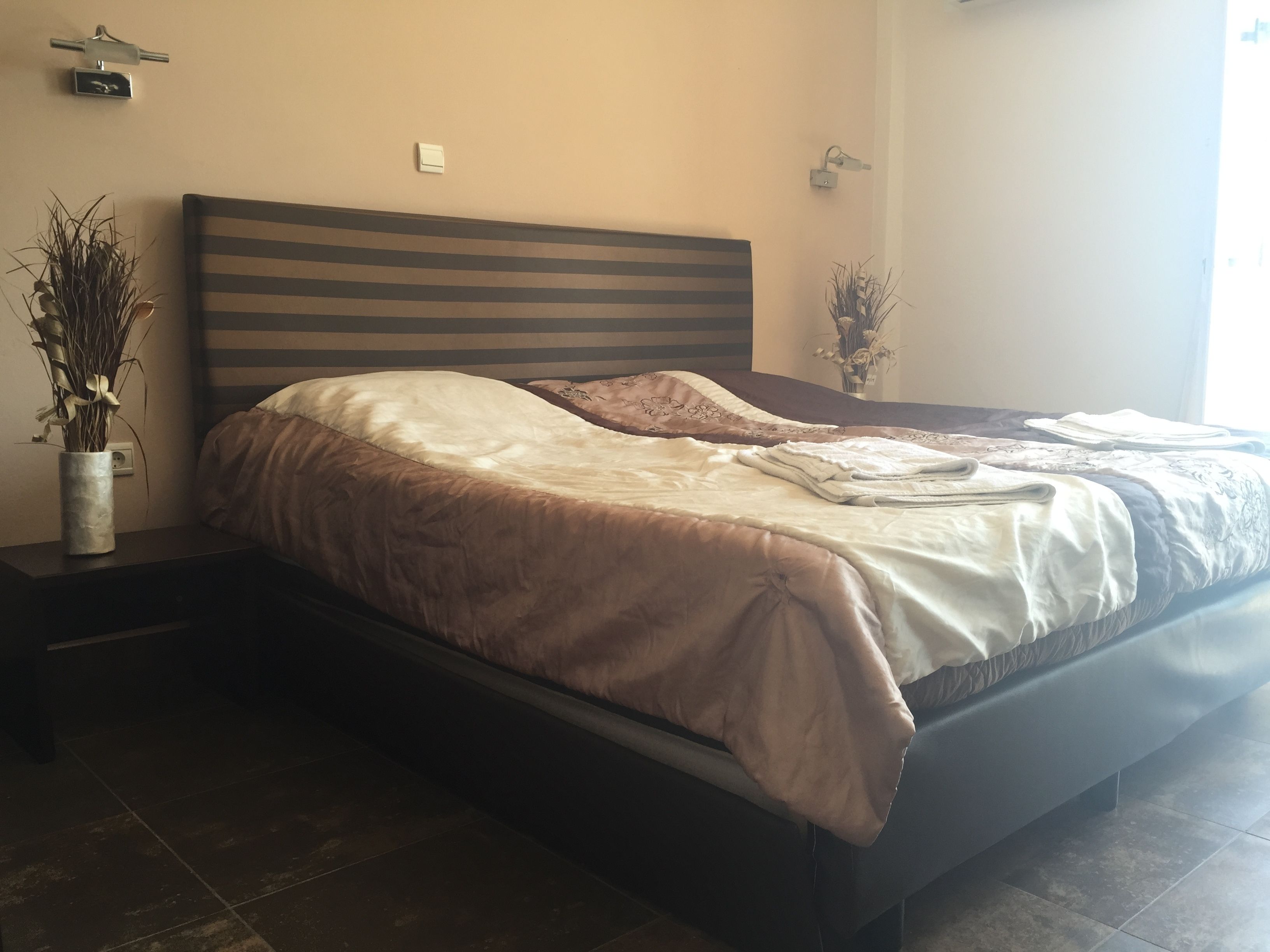 in-room safe, desk, soundproofing, iron/ironing board