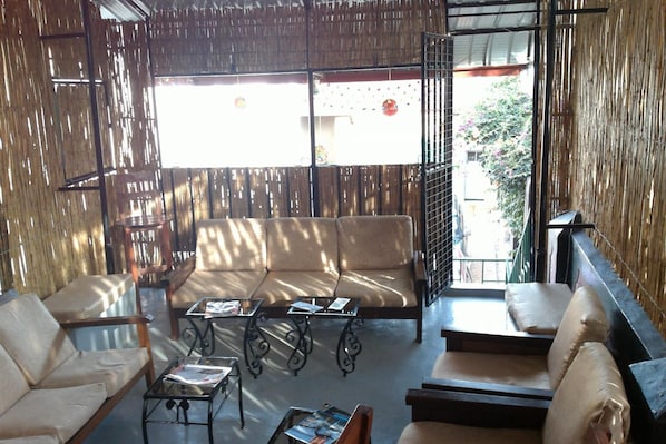 Télévision à écran plat