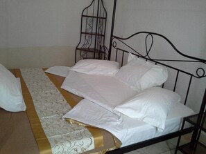 Premium bedding, desk, soundproofing