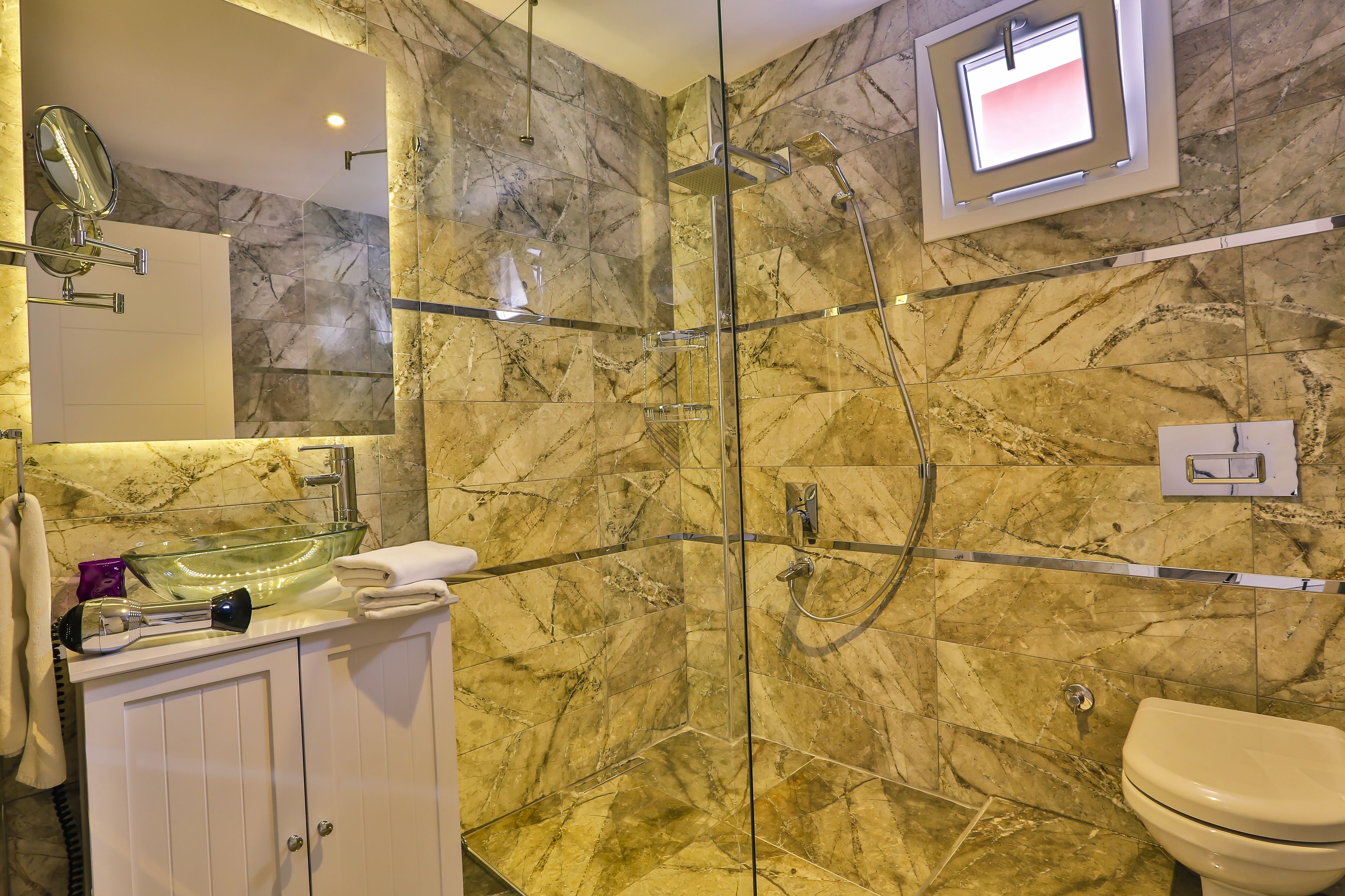 comfort room | bathroom | separate bathtub and shower, free toiletries, hair dryer, slippers